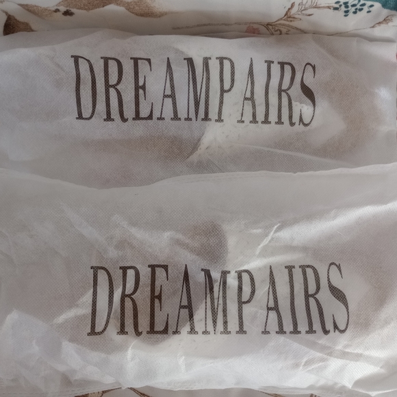 Women's Sandals - Picture 4 of 5